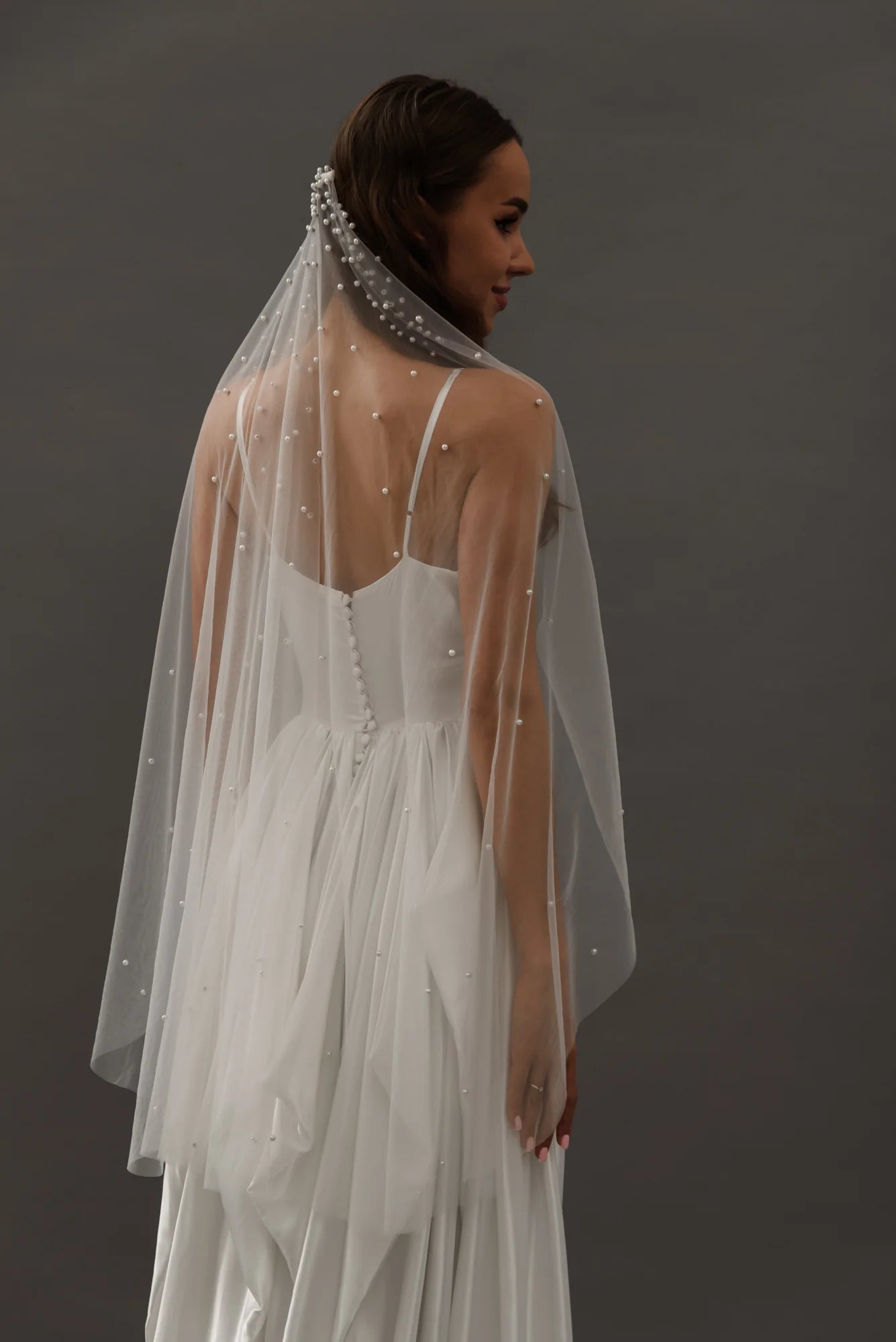 Ombre Pearl Veil – The Dress Bride